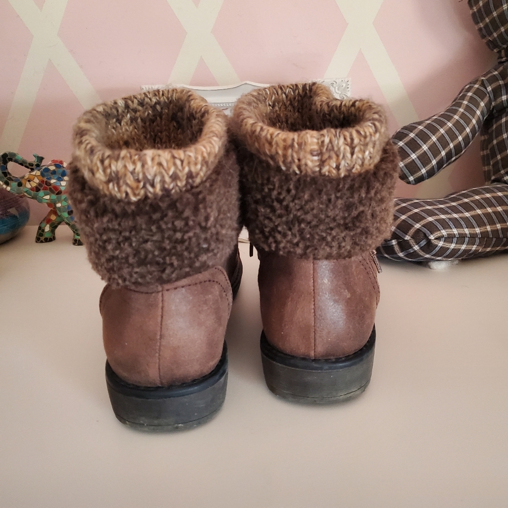 Cliffs Brown Booties - Picture 3 of 6